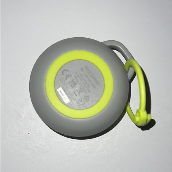 Hushh® Compact Sound Machine - Picture 3 of 4